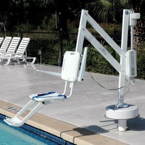 IQ Aquatic Splash Pool & Spa Lift